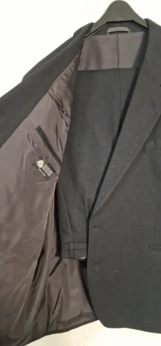 Traje de caballero Pierre Cardin negro talla 60 R