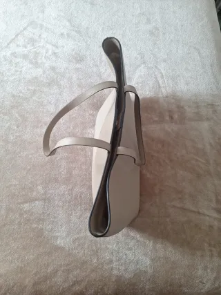 Bolso Tote Victorio y Lucchino Beige Nuevo