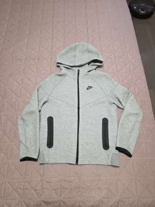 Conjunto Nike Tech Gris Niño Talla L 147-158 cm