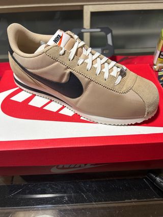Nike Cortez Beige/Negro Nuevas