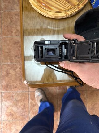 Cámara Olympus  mju 35mm Zoom Negra