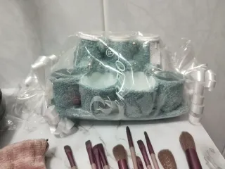 Lote 26 brochas y pinceles de maquillaje nuevas