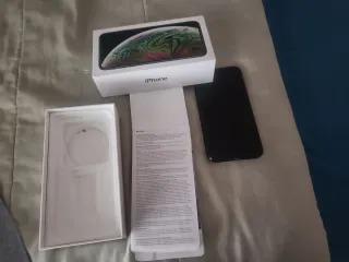 Scatola iPhone Xs Max 256 GB + Custodia Nera