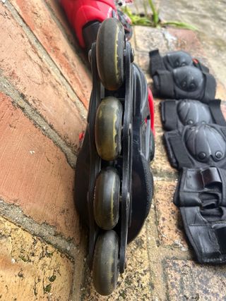 Patines Talla 35 + Protecciones gratis