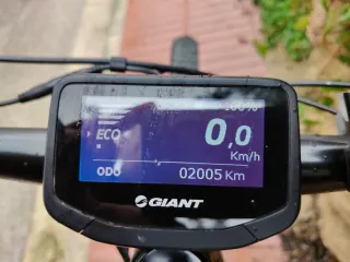 Bicicleta Eléctrica Giant Full Suspension