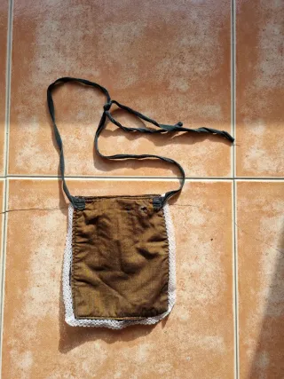 Vestido casero 2 años con delantal y demás