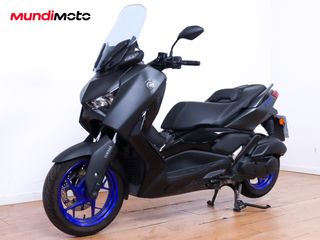 YAMAHA X-MAX 125