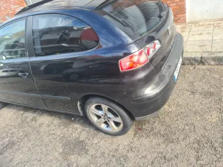 SEAT Ibiza 2004