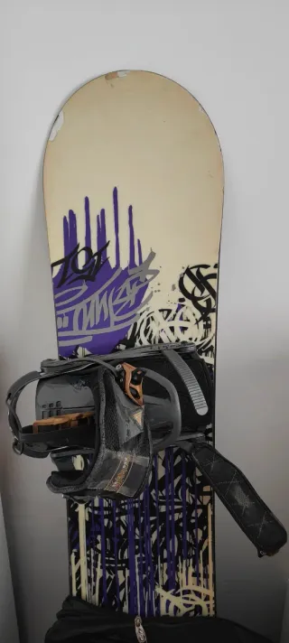 Tabla de Snow Burton y Fijaciones K2