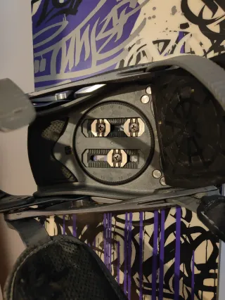 Tabla de Snow Burton y Fijaciones K2