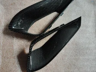 Inserto consola Golf V carbono puro