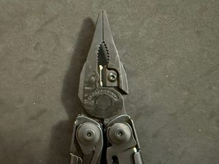 Leatherman Surge nueva