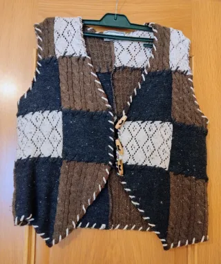 Chaleco Patchwork Talla M Marrón y Gris