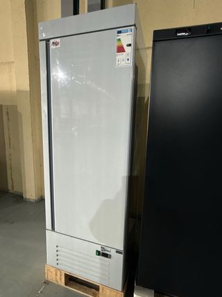 Nevera comercial