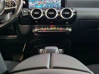 Mercedes-Benz CLA CLA 180