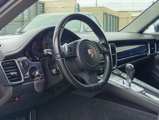 Porsche Panamera 4S 4.8 400CV 2012