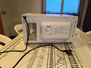 Microondas Svan Blanco. SOLO VENTA EN PERSONA