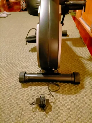 Bici Estática Essential 06