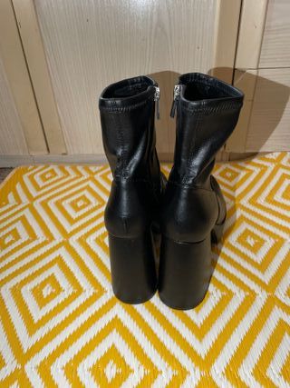 Botines negros plataforma tacón