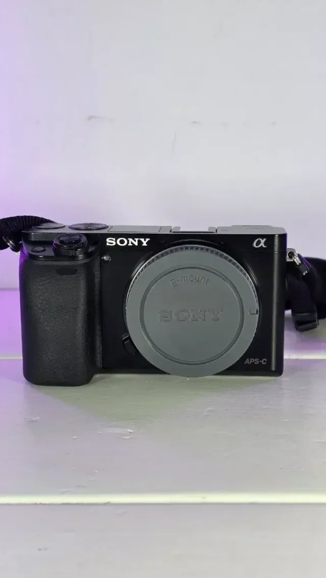 Sony a6000