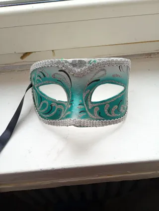 Maschera veneziana cartapesta