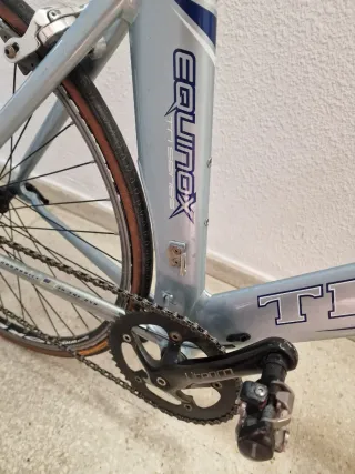 Bicicleta Trek Equinox 26