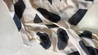 Camisa Beige y Negro Manga Larga