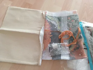 Kit Cojín Punto de Cruz Zorros