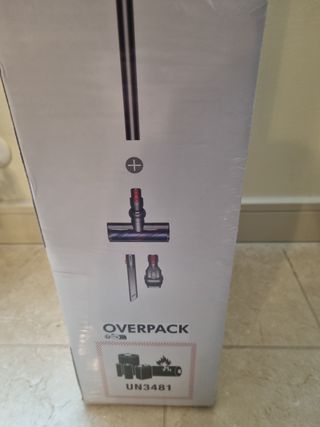 Aspiradora DYSON V7 ADVANCED sin abrir