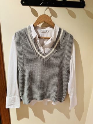 Conjunto Camisa Blanca y Chaleco Gris
