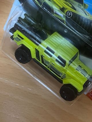 Hot Wheels 20 Jeep Gladiator