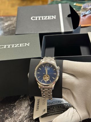 Reloj Citizen Open Heart Automático Azul
