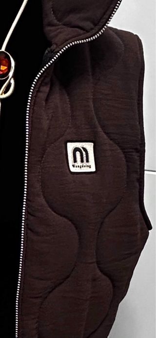 Chaleco acolchado marrón S/M