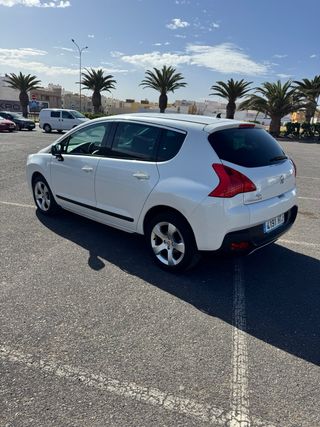 Peugeot 3008 2013