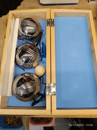 Gioco di Bocce con 3 Palle Metalliche