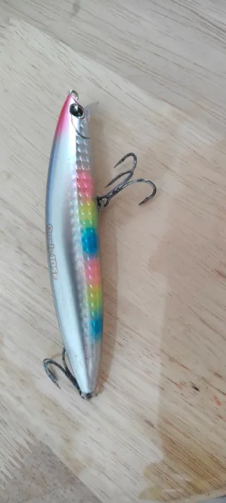 Caña de Spinning SEIKA R18 con carrete y señuelos