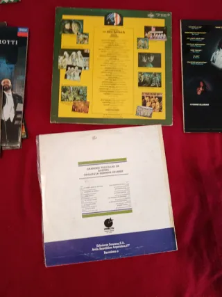 Vinilos De Película. 3 LP's, 1 doble. Y un single.