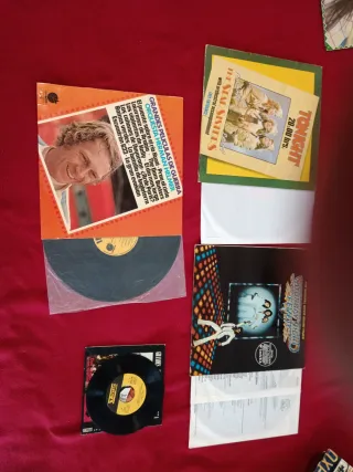 Vinilos De Película. 3 LP's, 1 doble. Y un single.