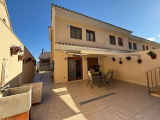 Casa adosada en venta en Alcoy/Alcoi