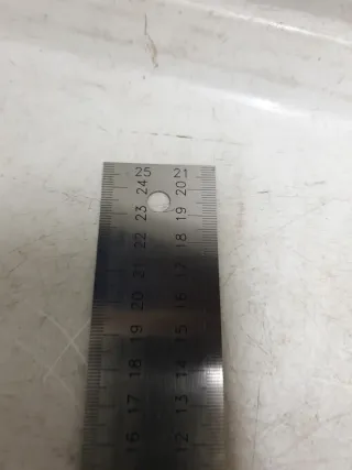 Escuadra con pie grueso