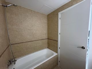 Piso de dos habitación, un baño, parking en Palma