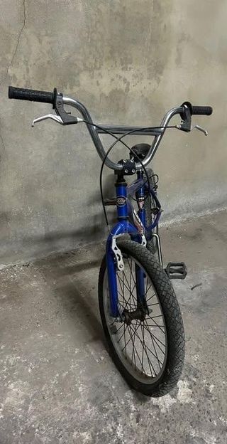 Bici BMX BH Blu