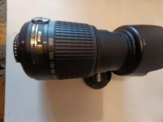 Cargador Nikon MH-23 y 3 baterías