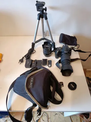 Cargador Nikon MH-23 y 3 baterías