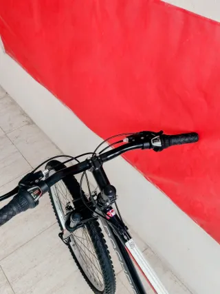 Bicicleta Rockrider 5.1 de 26 talla S