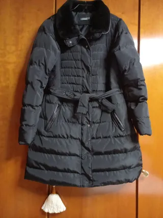 Abrigo acolchado negro