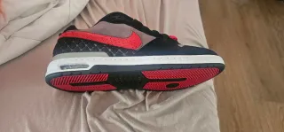 Zapatillas Nike Zoom Air Low Negras Rojas