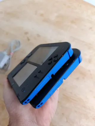 2x Nintendo 2ds cargador Para piezas o restaurar