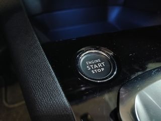 Peugeot 3008 225 HYBRID ALLURE PACK