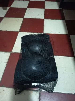 Patines en línea Rollerblade y protecciones